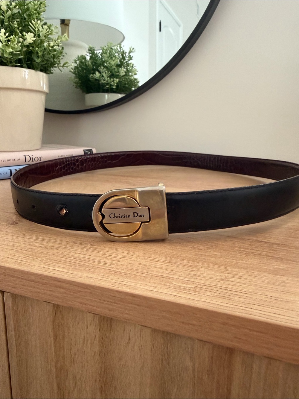 Dior women’s Black Leather Belt with Gold Christian Dior Buckle reversible - Picture 2 of 9